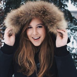 Meet your Posher, Macey